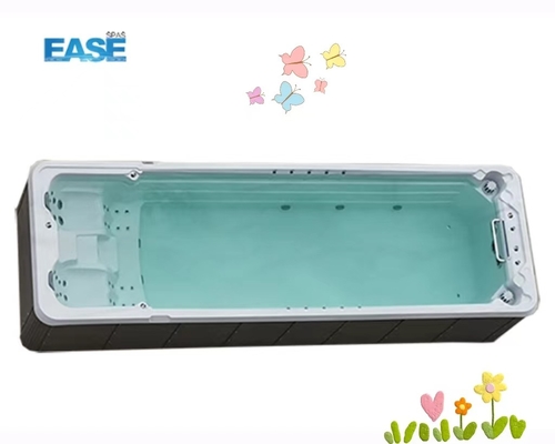 Melhore o seu espaço ao ar livre com a nossa piscina infinita