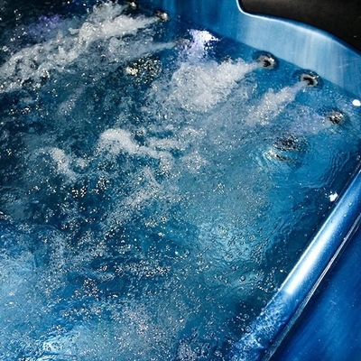 Banheiras de hidromassagem de luxo para 6 pessoas Piscinas acrílicas de spa ao ar livre com função de massagem Spa de natação para família