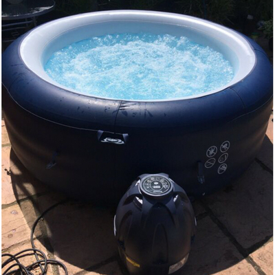 Termas infláveis da banheira de hidromassagem da banheira da mensagem exterior portátil com tampa